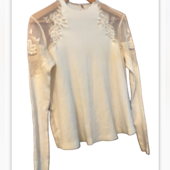 Free People Daniella Lace Shoulder Top Ivory Sz XXS Long Sleeve - Picture 4 of 11